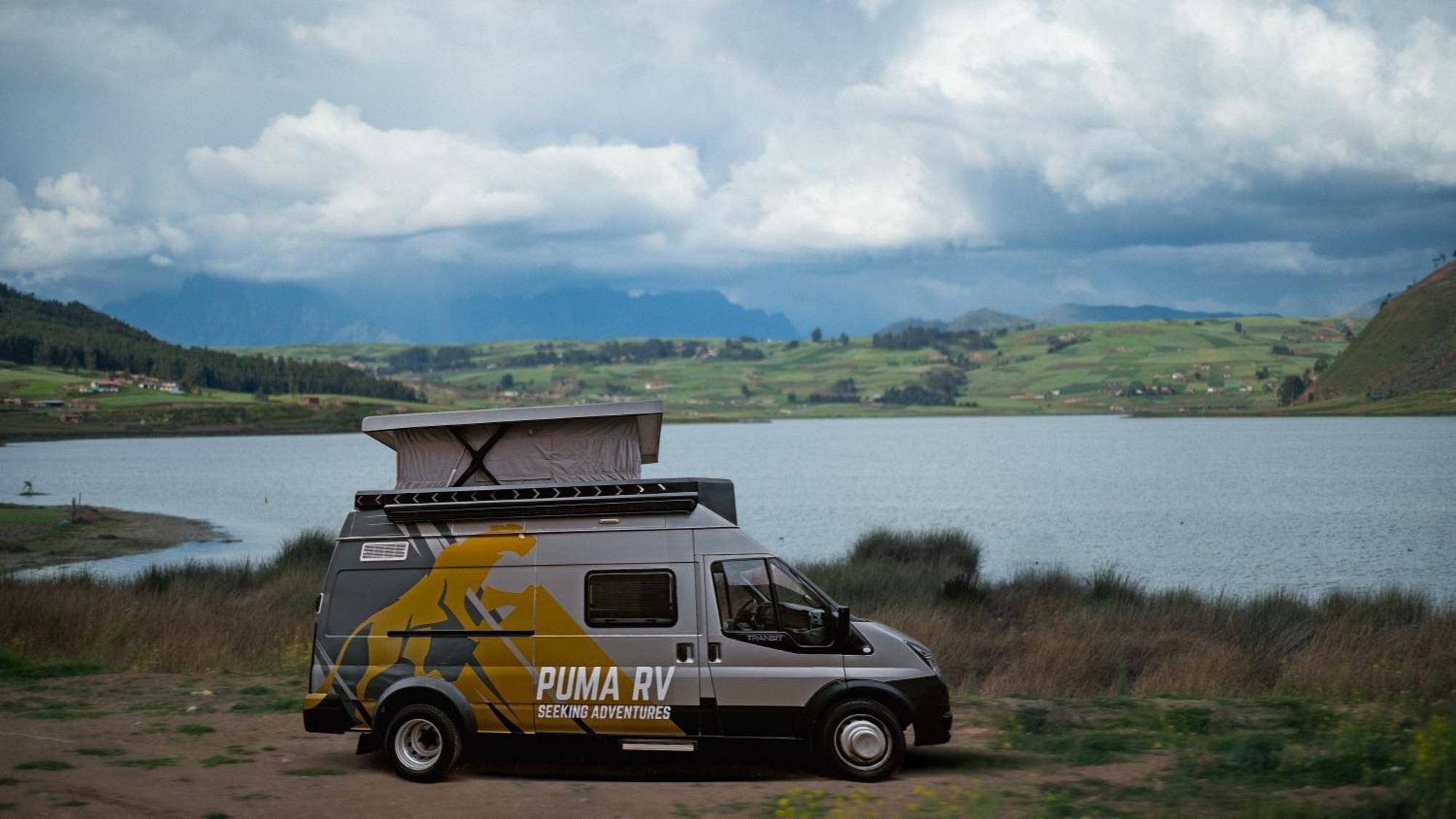 Ford Transit Campervan Hotel Cusco Eksteriør billede